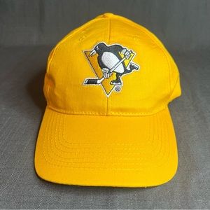 Pittsburgh Penguins Yellow Hat